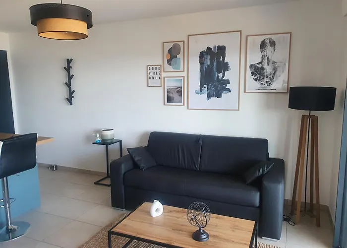 Appartement 1vue,1 Lieu, Des *